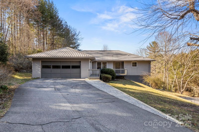 Property image 2 at 30 Hubbard Circle, Penrose, NC 28766