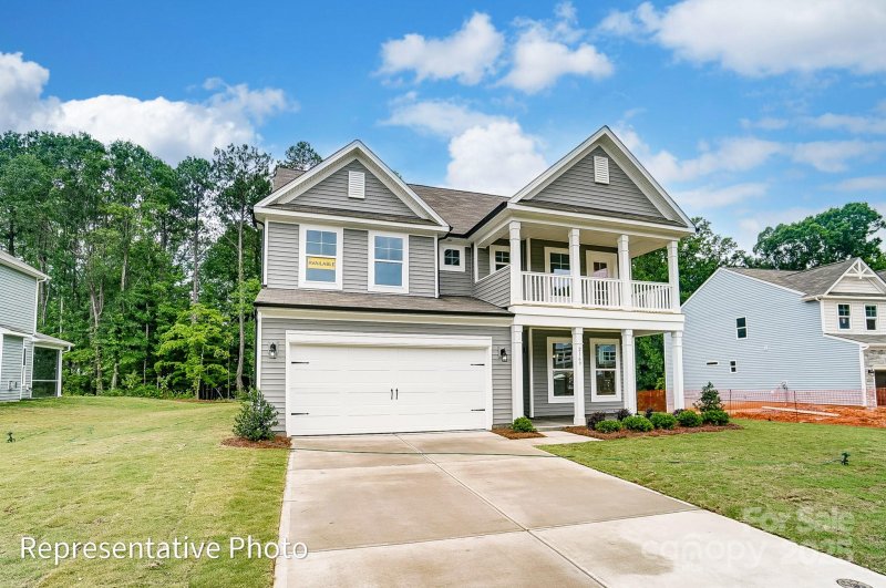 Property image 2 at 5116 Heathland Drive, Charlotte, NC 28215