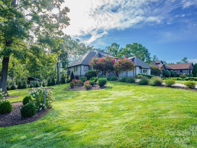 34 King Heights Drive