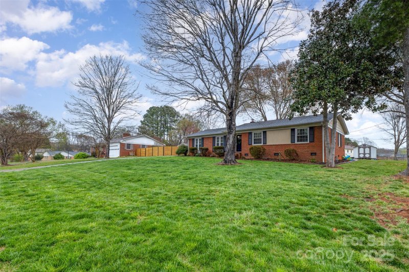 Property image 2 at 905 Tait Street, Lincolnton, NC 28092