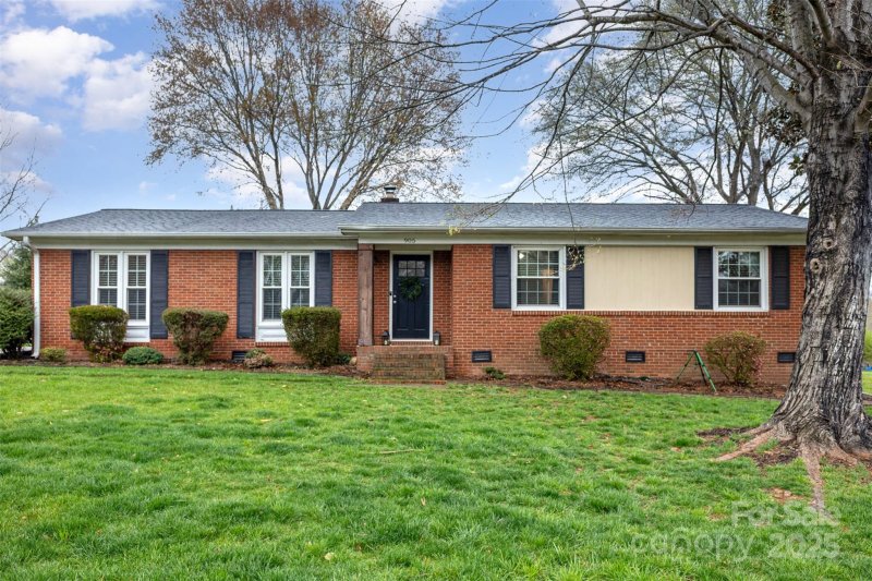 Property image 3 at 905 Tait Street, Lincolnton, NC 28092