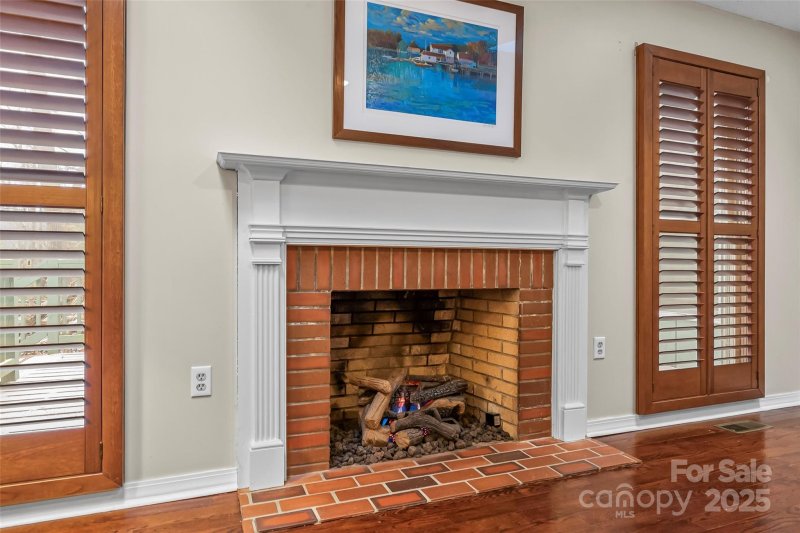 Property image 4 at 29 W Black Oak Drive, Asheville, NC 28804