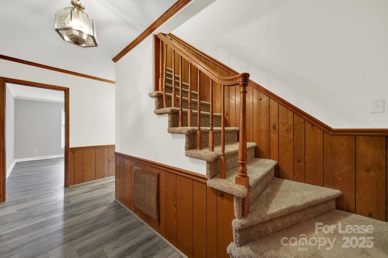 Property image 3 at 168 Coulwood Drive, Charlotte, NC 28214