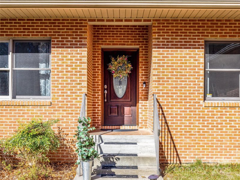 Property image 2 at 872 Aberdeen Lane, Pisgah Forest, NC 28768