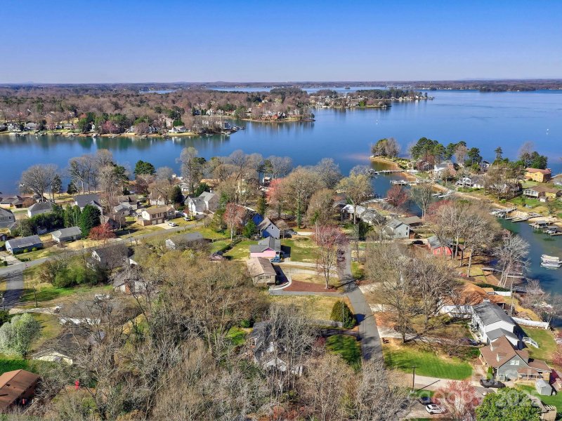 Property image 5 at 21201 Rio Oro Drive, Cornelius, NC 28031