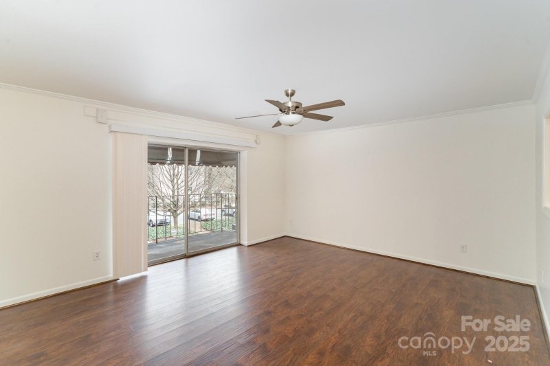 Property image 5 at 1323 Queens Road, Charlotte, NC 28207