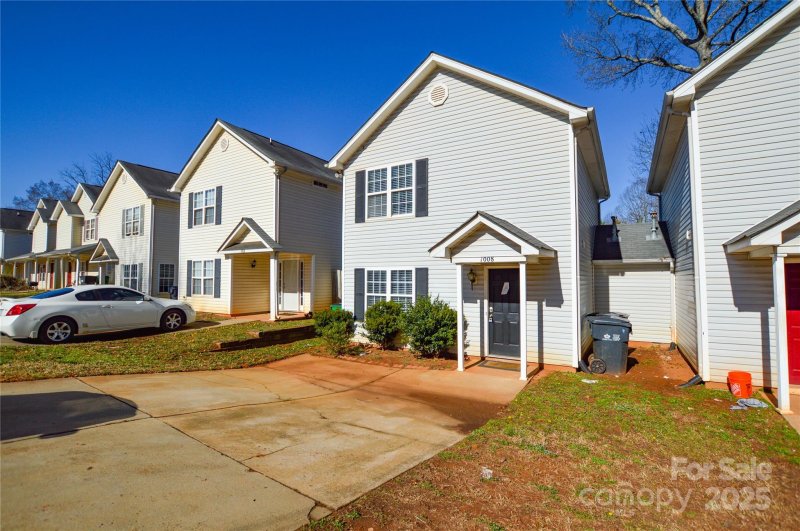Property image 3 at 1008 Beaugard Drive, Charlotte, NC 28208