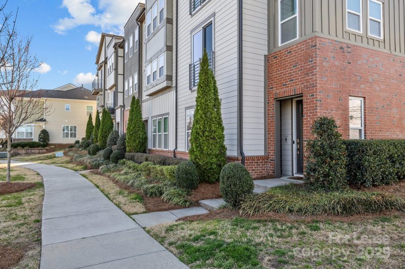 Property image 3 at 3204 Moss Lane, Charlotte, NC 28206