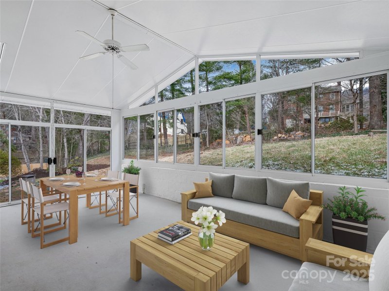 Property image 2 of 309 Country Club Road in Kimberly Heights, Asheville, NC 28804