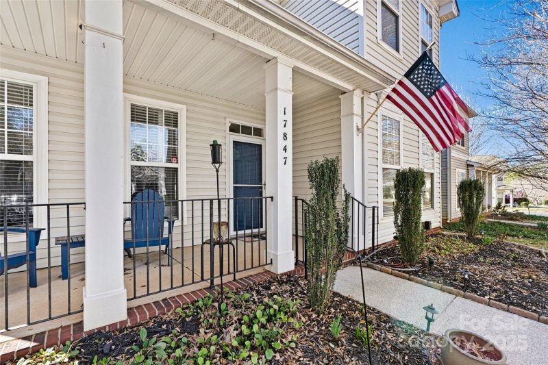 Property image 2 at 17847 Caldwell Track Drive, Cornelius, NC 28031