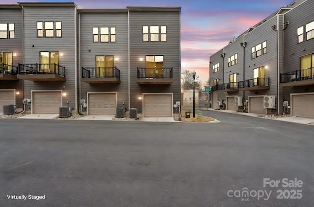 Property image 4 of 3750 Ellington Street in Wendover Green, Charlotte, NC 28211