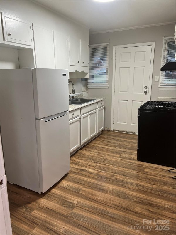 Property image 4 at 3020 Minnesota Road, Charlotte, NC 28208