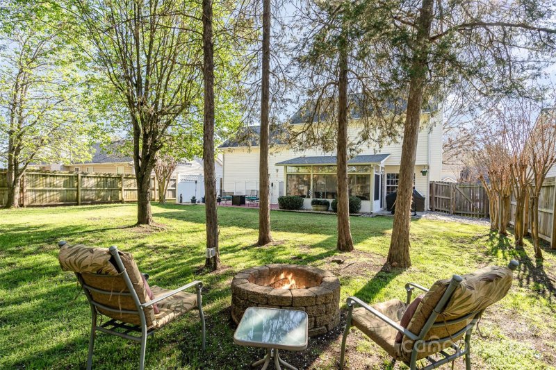 Property image 5 at 12421 Poplar Forest Drive, Charlotte, NC 28278