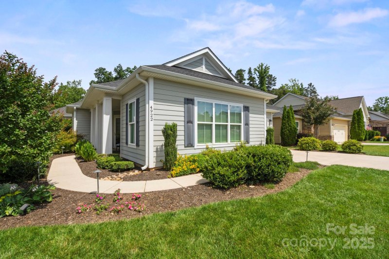 Property image 3 at 4922 Looking Glass Trail, Denver, NC 28037