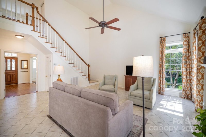 Property image 3 at 10502 Orchid Hill Lane, Charlotte, NC 28277