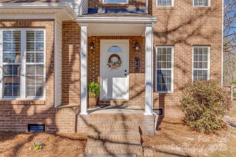 Property image 3 at 501 Aspen Lane, Indian Trail, NC 28079