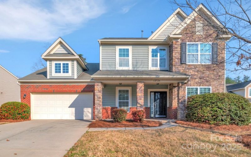 12724 Hunting Birds Lane