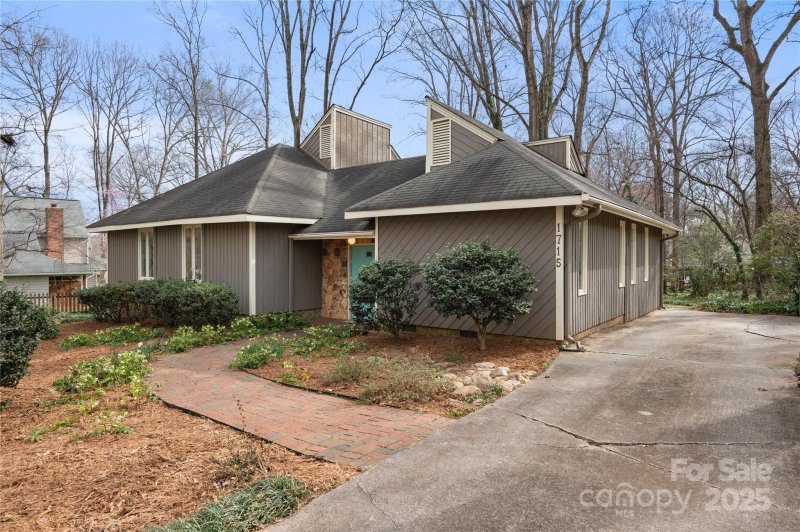 Property image 2 at 1715 Shagbark Lane, Charlotte, NC 28226