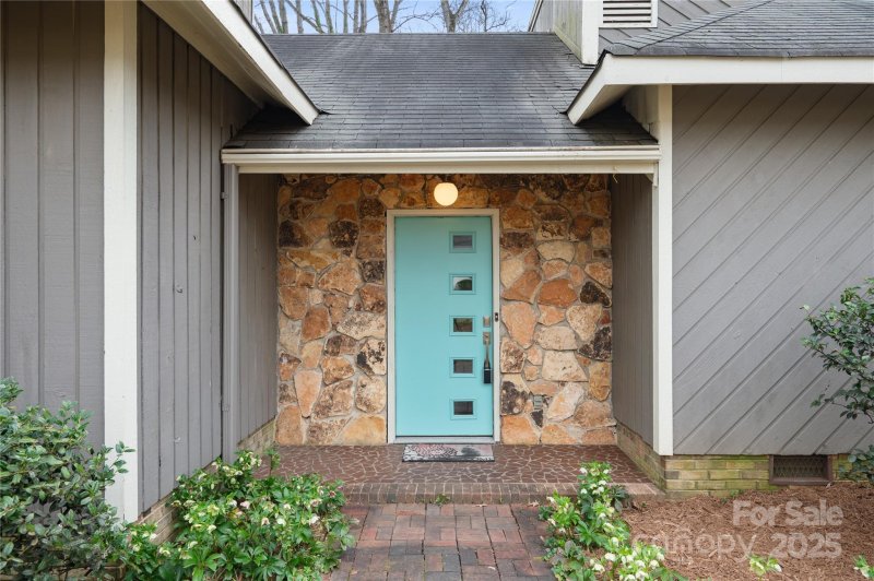 Property image 4 at 1715 Shagbark Lane, Charlotte, NC 28226