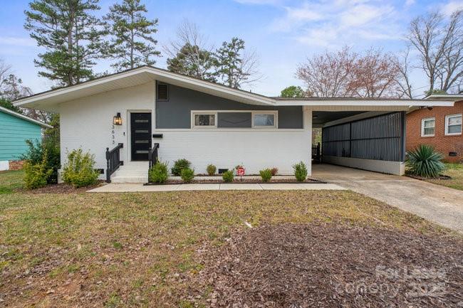 Property image 4 at 3633 Rosehaven Drive, Charlotte, NC 28205