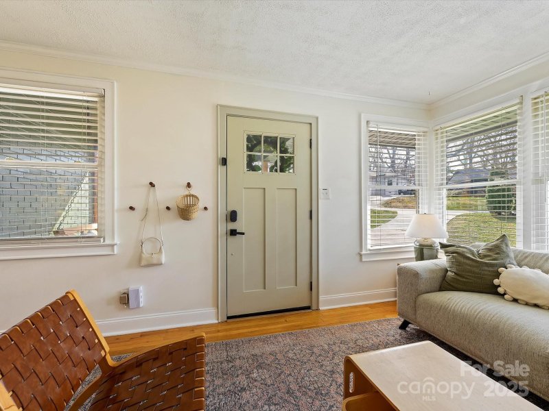 Property image 4 at 2501 Elkwood Circle, Charlotte, NC 28205