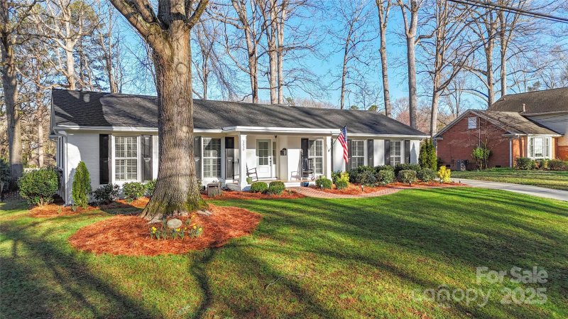 Property image 2 at 3830 Lovett Circle, Charlotte, NC 28210