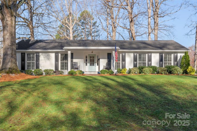 Property image 5 at 3830 Lovett Circle, Charlotte, NC 28210