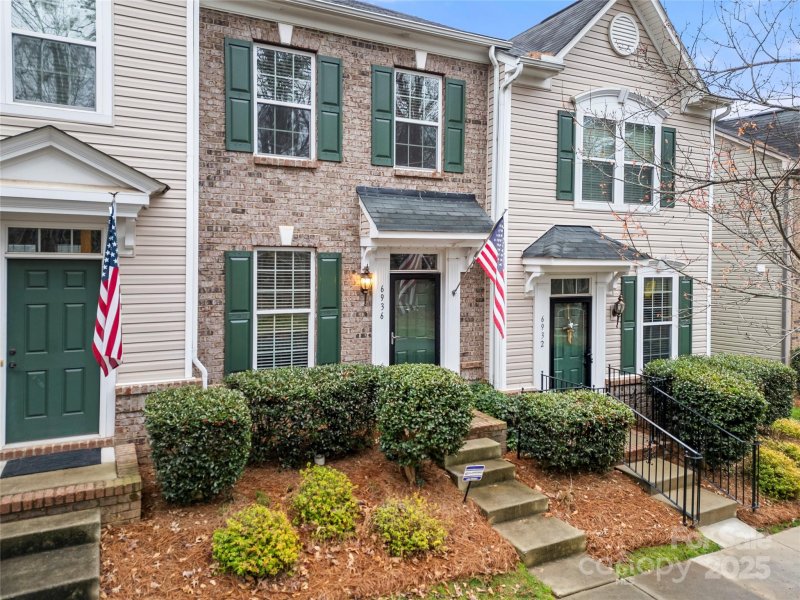 Property image 2 at 6936 Colonial Garden Drive, Huntersville, NC 28078