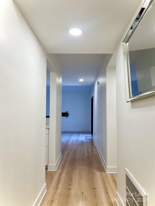 Property image 3 at 1616 Flynwood Drive, Charlotte, NC 28205