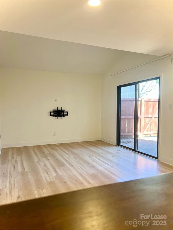 Property image 5 at 1616 Flynwood Drive, Charlotte, NC 28205