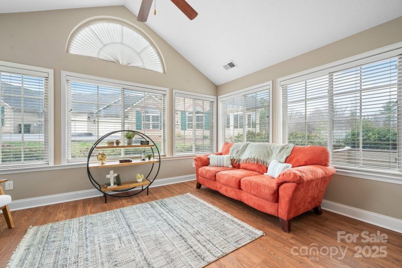 Property image 5 at 824 Wynnshire Drive, Hickory, NC 28601