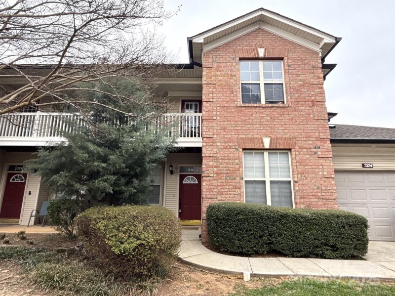 7324 Michaels Landing Drive