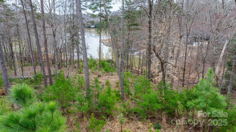 Property image 4 at 5743 Lake Pointe Drive, Granite Falls, NC 28630