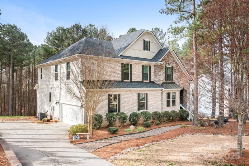 Property image 3 at 147 Belfry Loop, Mooresville, NC 28117