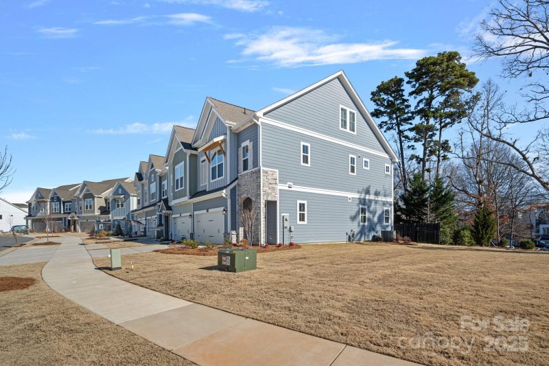 Property image 2 of 8233 Houser Street in The Retreat At West Catawba, Cornelius, NC 28031