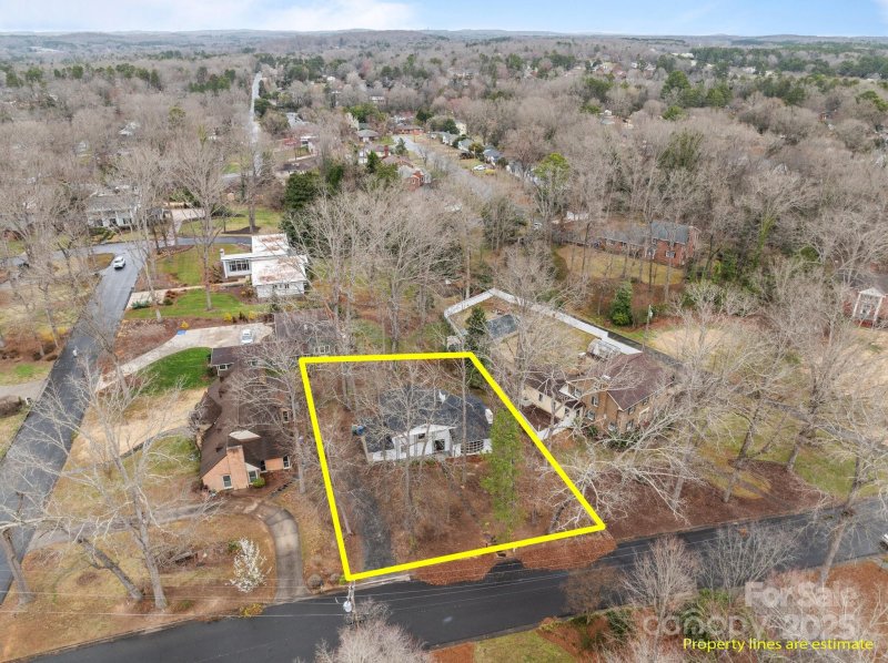 Property image 3 of 805 East Street in Forest Hills, Albemarle, NC 28001