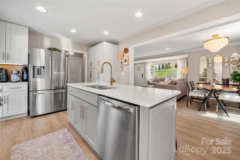 4820 Valley Stream Road