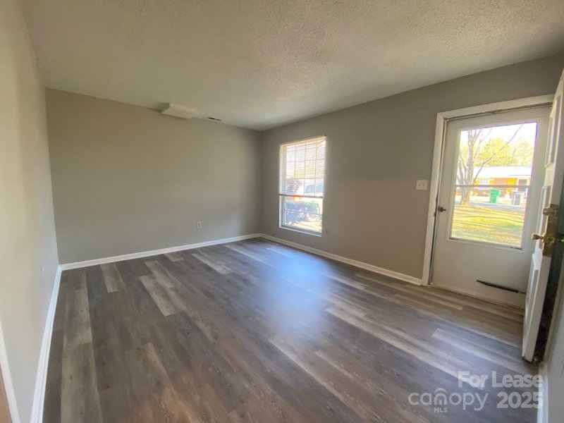 Property image 3 at 1125 Milan Road, Charlotte, NC 28216