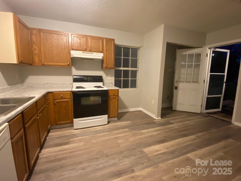 Property image 5 at 1125 Milan Road, Charlotte, NC 28216