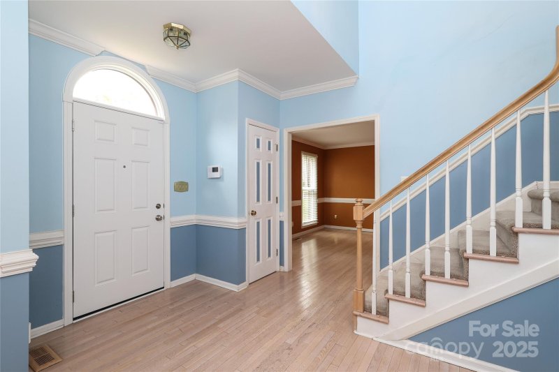 Property image 4 at 10914 Ridge Acres Road, Charlotte, NC 28214