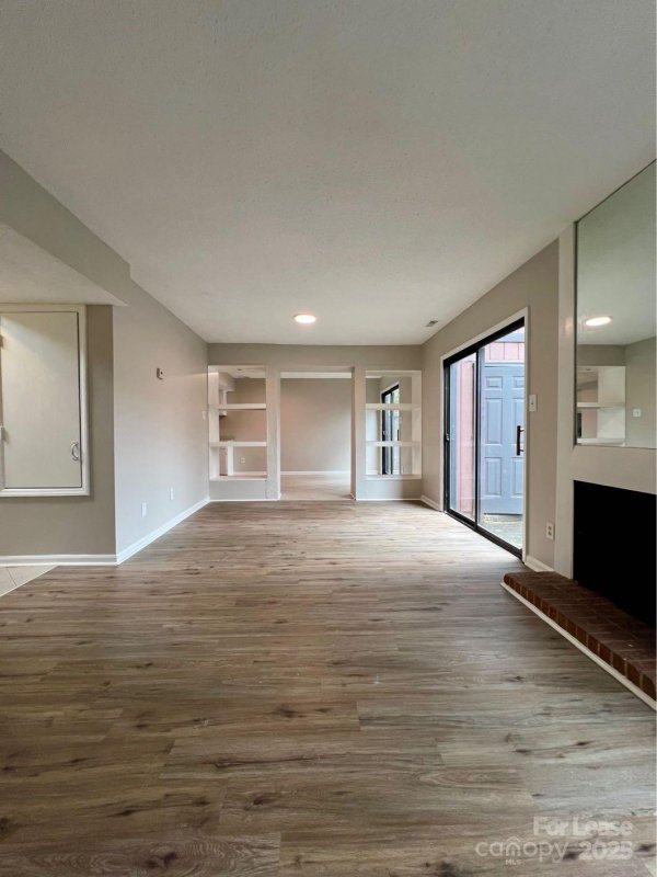 Property image 3 at 6101 Honeysuckle Lane, Charlotte, NC 28212