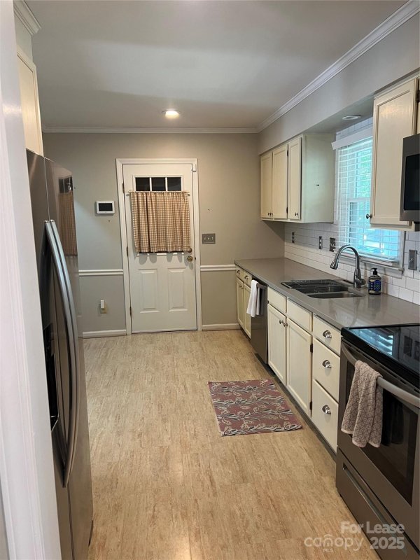 Property image 4 at 2520 Breuster Drive, Charlotte, NC 28210