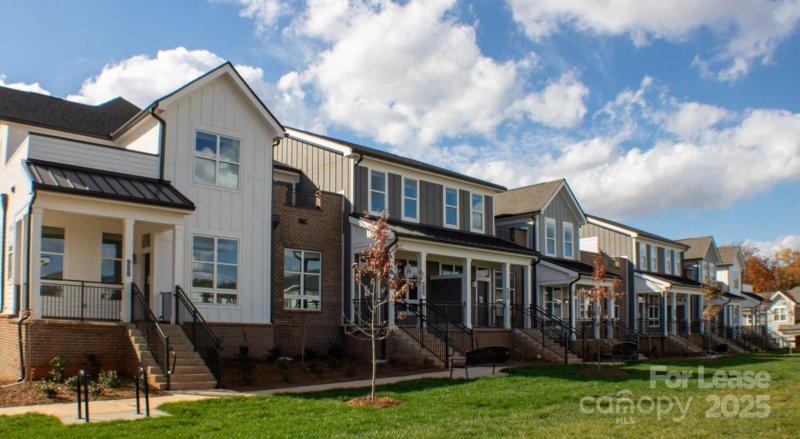 17014 Fairmount Way