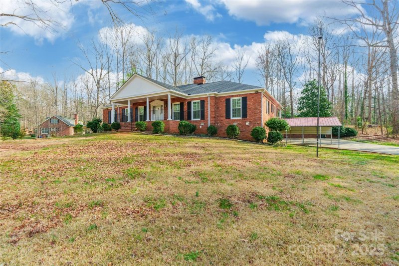 406 Forest Drive