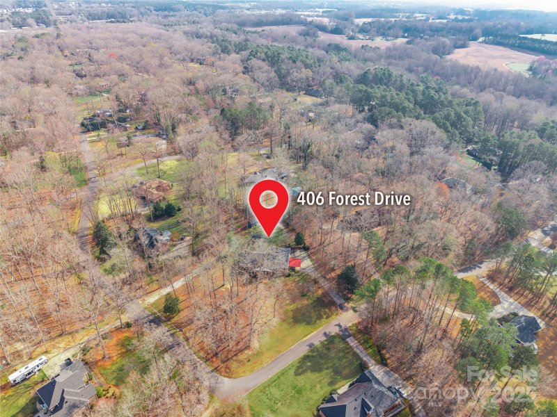 Property image 2 at 406 Forest Drive, York, SC 29745