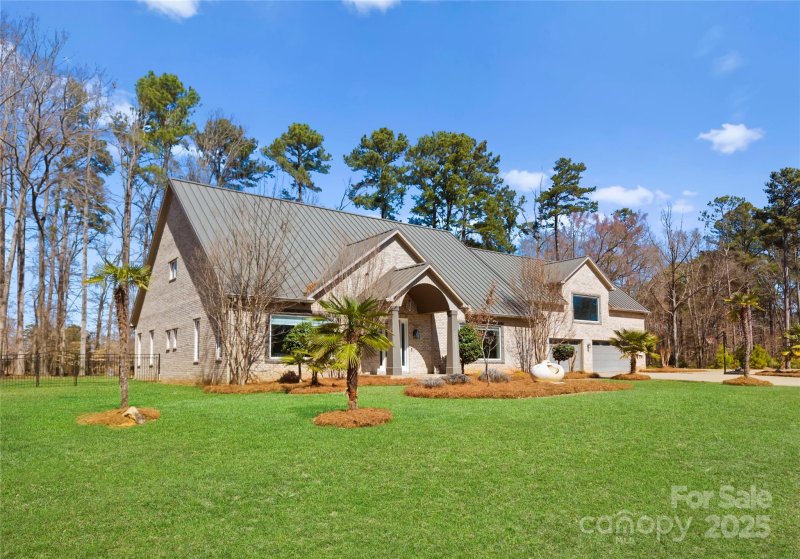 Crescent Land & Timber, Charlotte Community