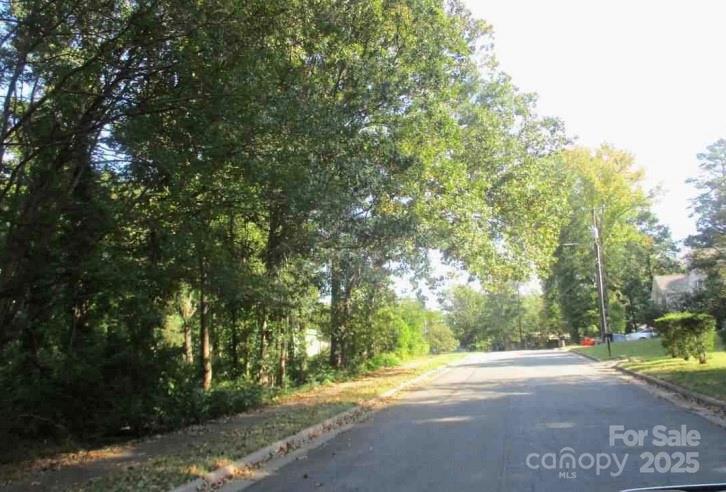 Property image 3 of 2925 Capitol Drive in Berry Hill, Charlotte, NC 28208