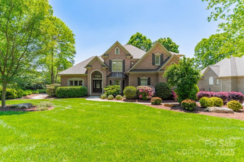 Property image 2 at 13358 Bally Bunnion Way, Davidson, NC 28036