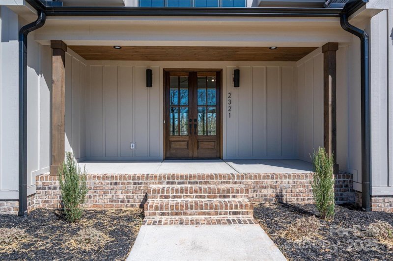 Property image 3 of 2321 Ivey Church Road in Lawings Gate, Maiden, NC 28650