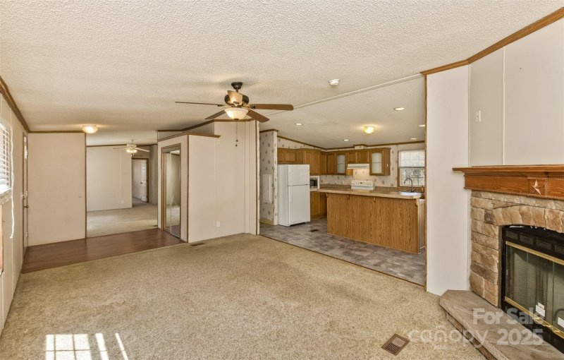 Property image 3 at 18 Evelyn Acres Drive, Asheville, NC 28806